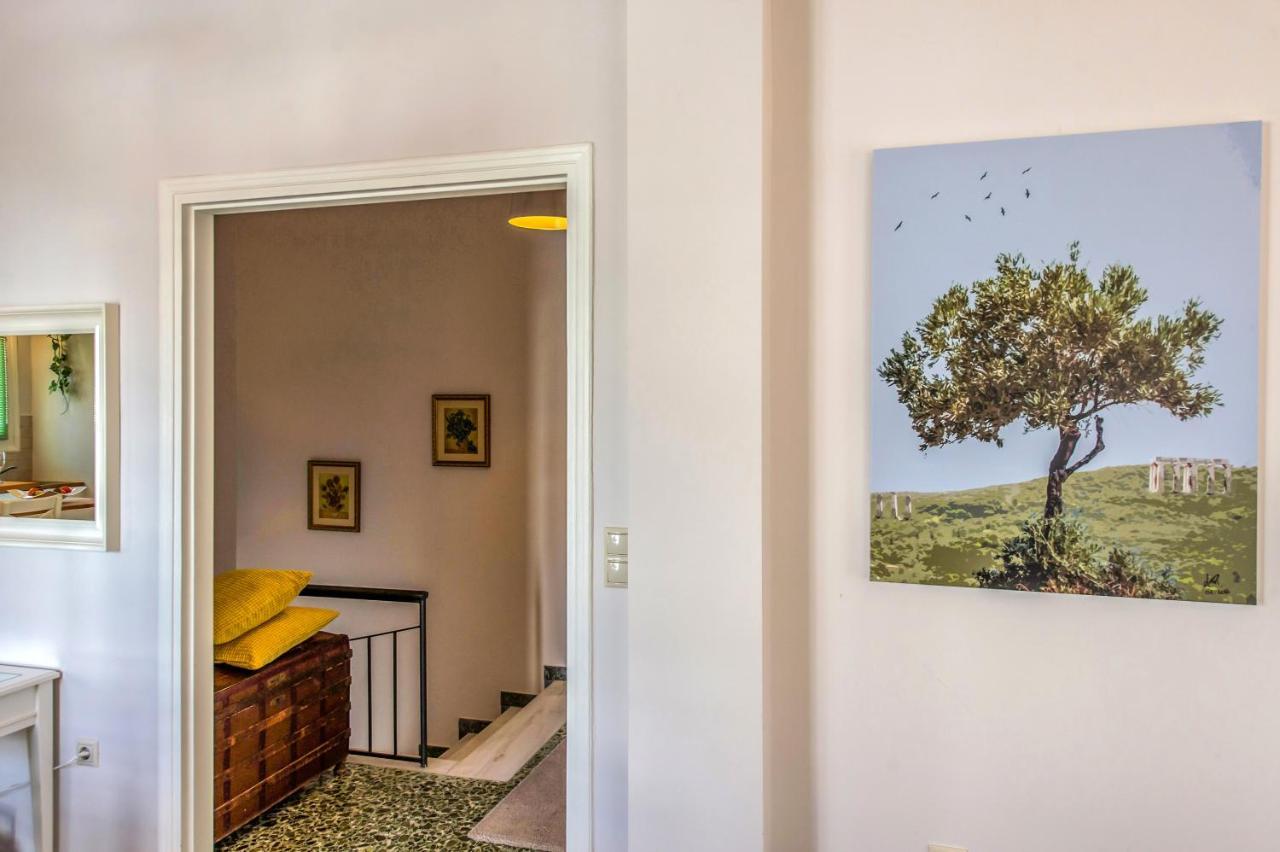 Angelinas Quarters - Kalamata Mediterranean Villas Экстерьер фото