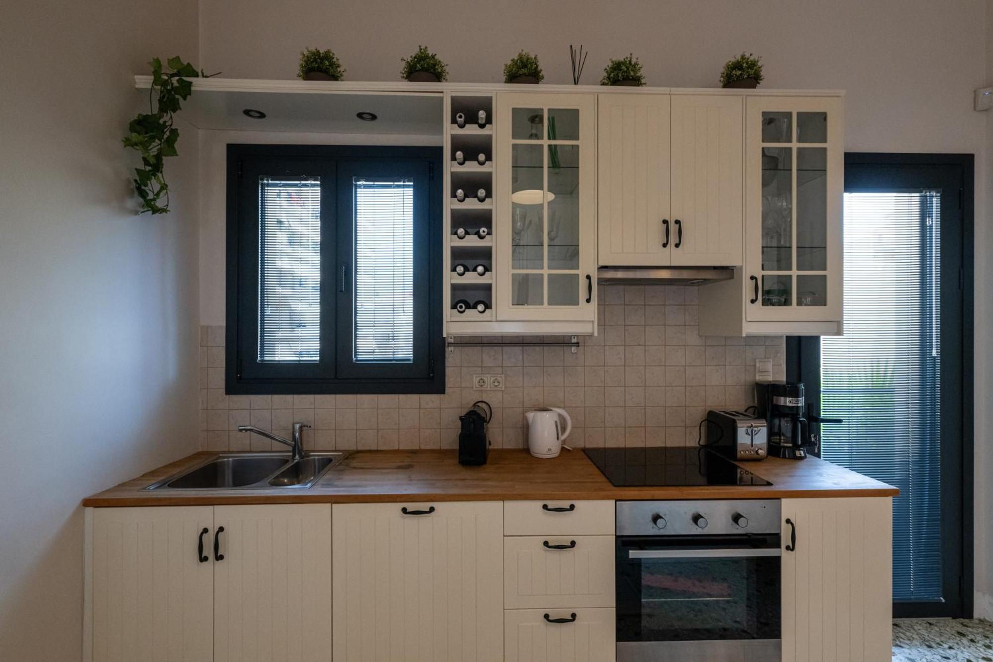 Angelinas Quarters - Kalamata Mediterranean Villas Экстерьер фото